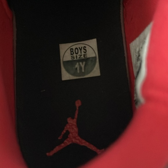 Boys 11 Retro Low BP size 1Y - Picture 7 of 11